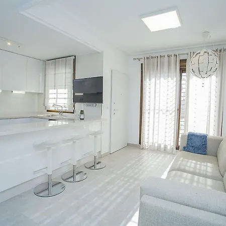 240 Lux Pool -alicante Holiday home